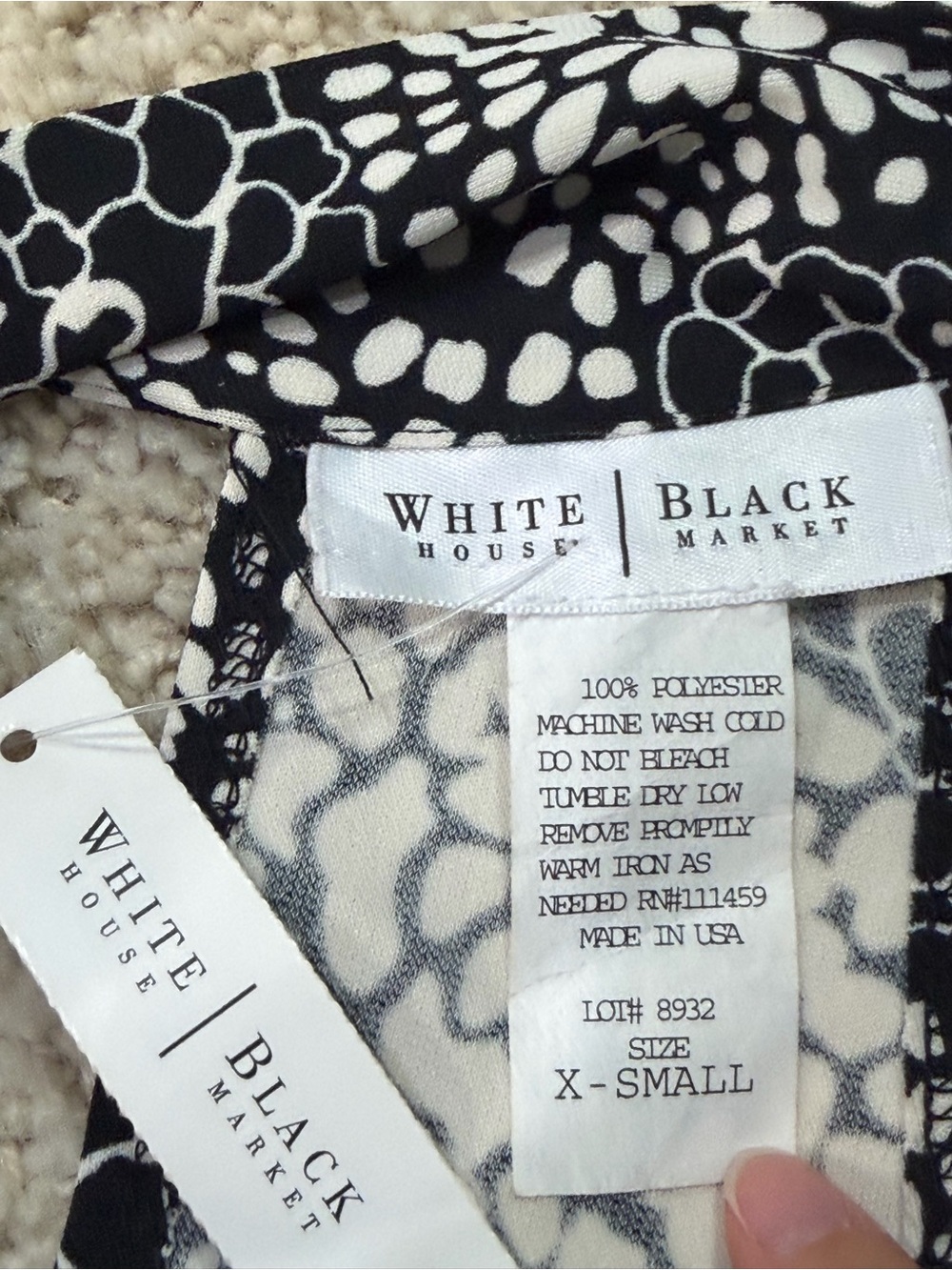 White House Black Market Tie Neck Halter Floral Print Blouse Size XS - Picture 2 of 6